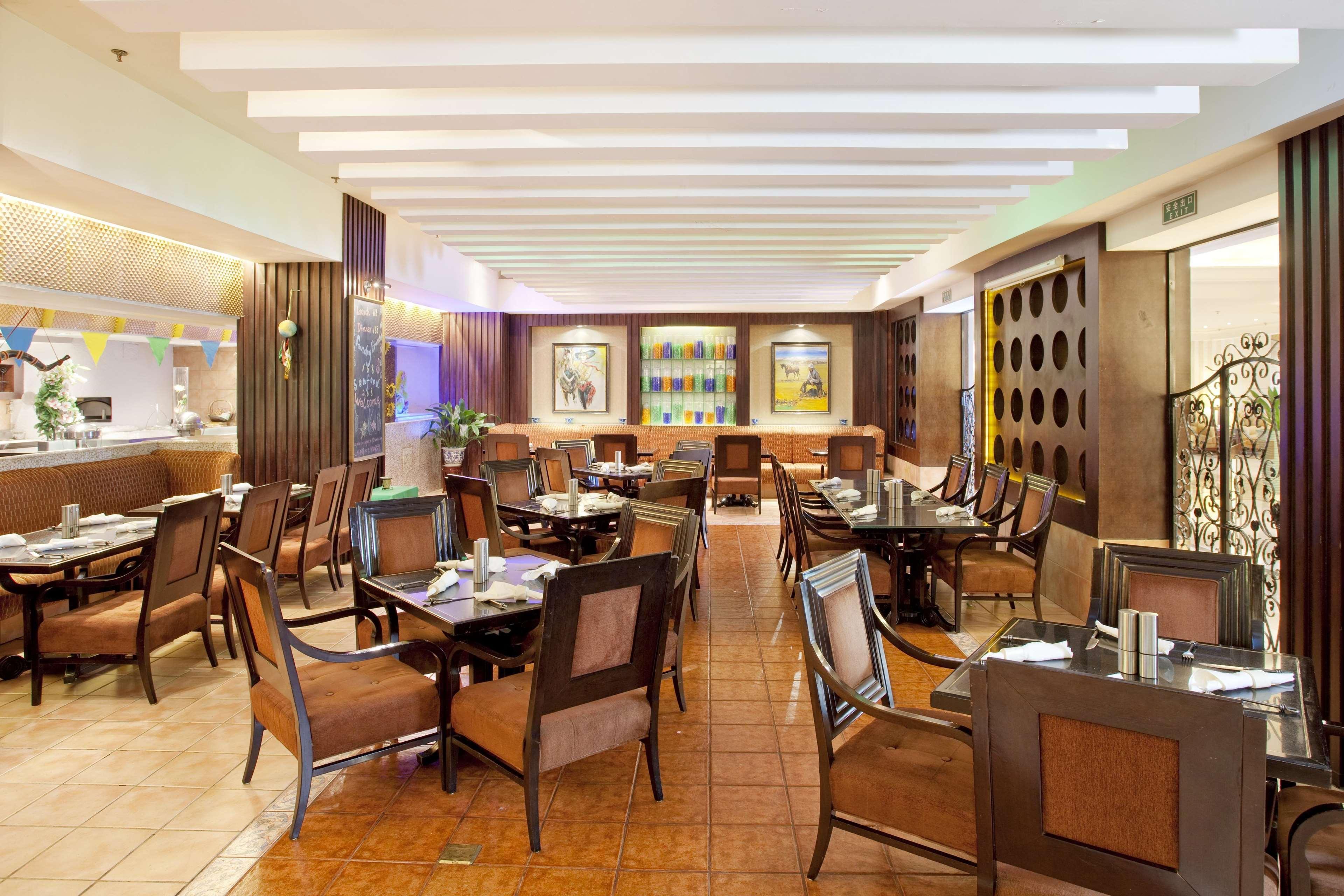 Hotel V-continent Parkview Wuzhou