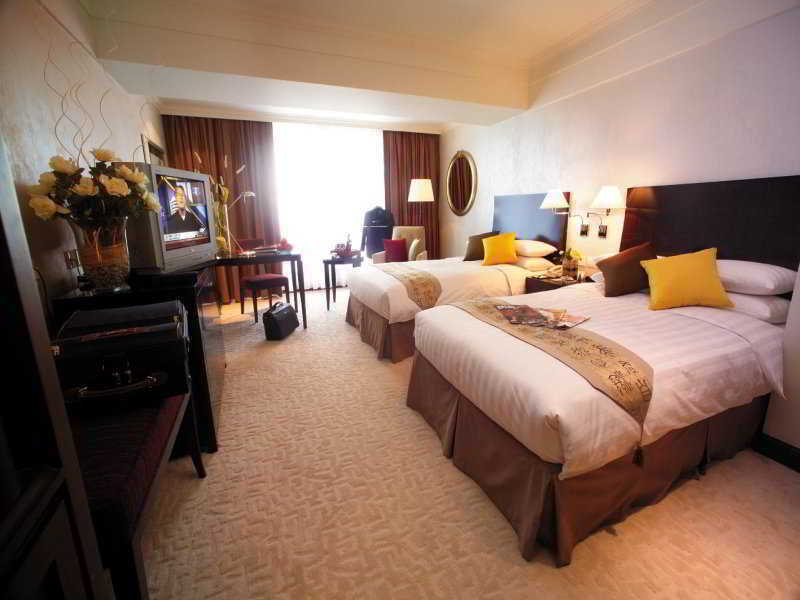 Hotel V-continent Wuzhou 5*