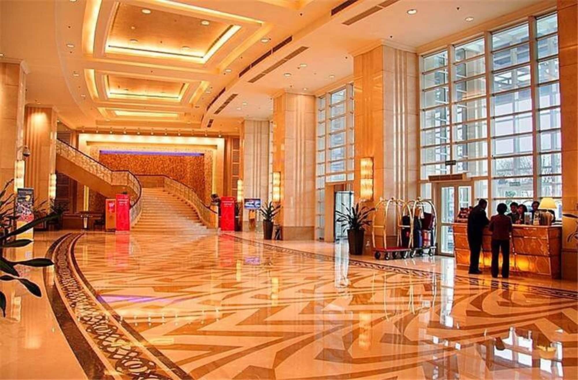 Hotel V-continent Wuzhou 5*